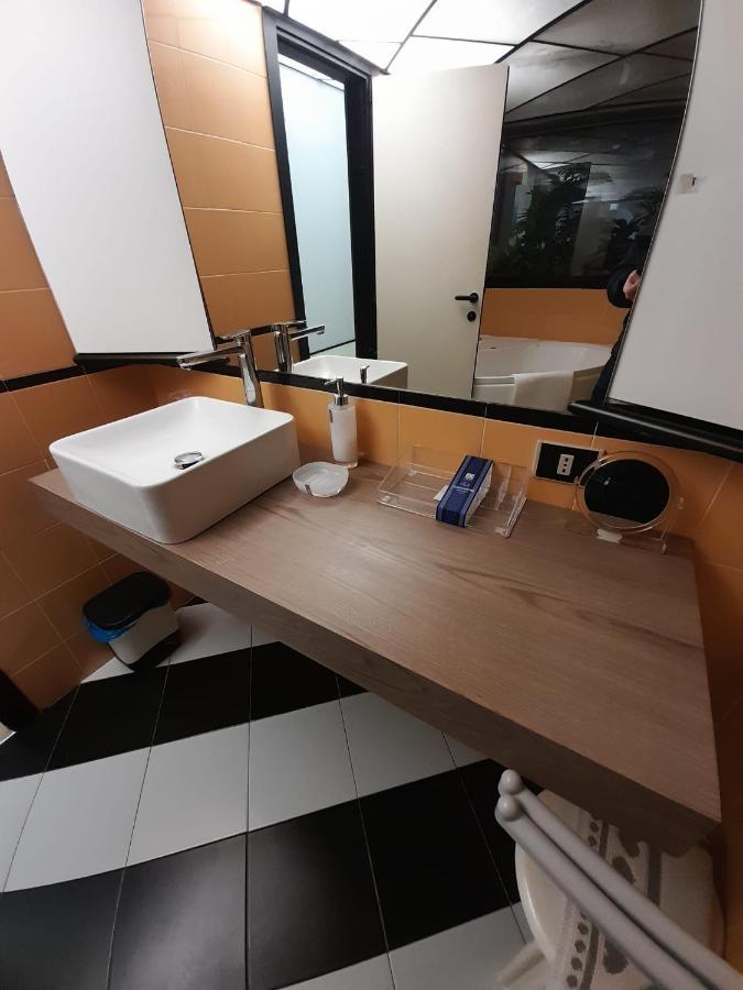 Corte Lambruschini Central Apartment With Free Covered Parking Génova Exterior foto